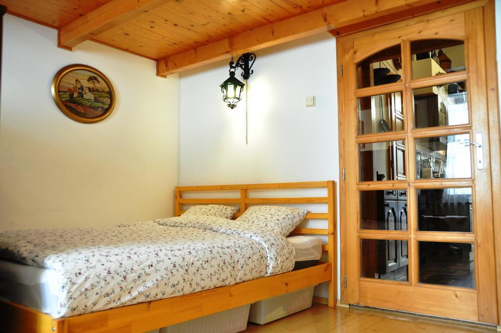 Traditional Slovak Apartment 布拉迪斯拉发 外观 照片